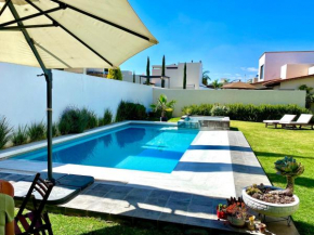 Beautiful House with Pool Casa Aurora